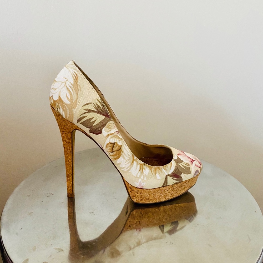 Aldo floral cork pumps